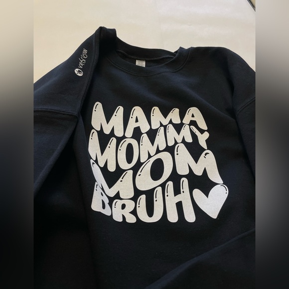 NWT women stylish Mothers Day Sweaters. Custom made. multiple colors and sizes. - Picture 5 of 8